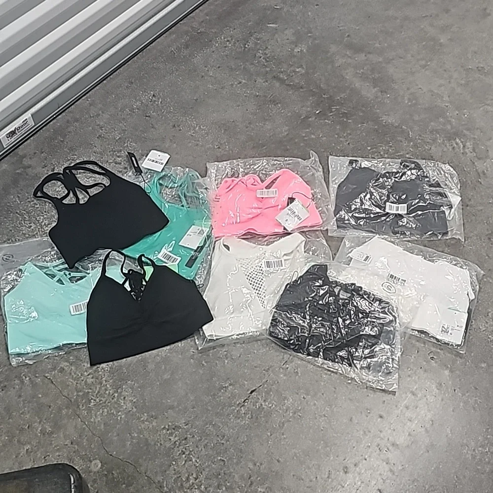 New w/tags 9x Forever 21 Assorted Sports Bras in Size S